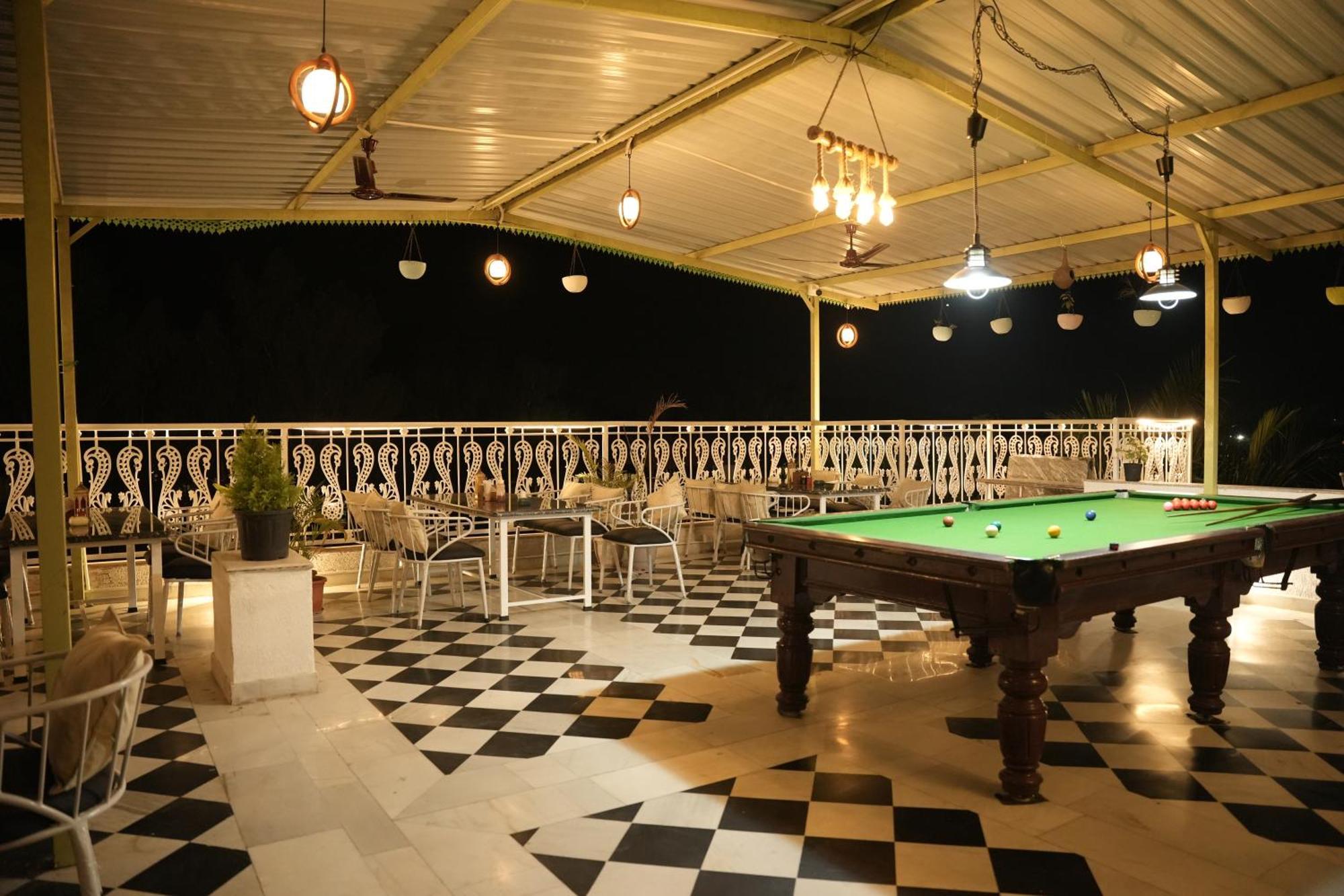 Hotel Karohi Villa Udaipur Buitenkant foto