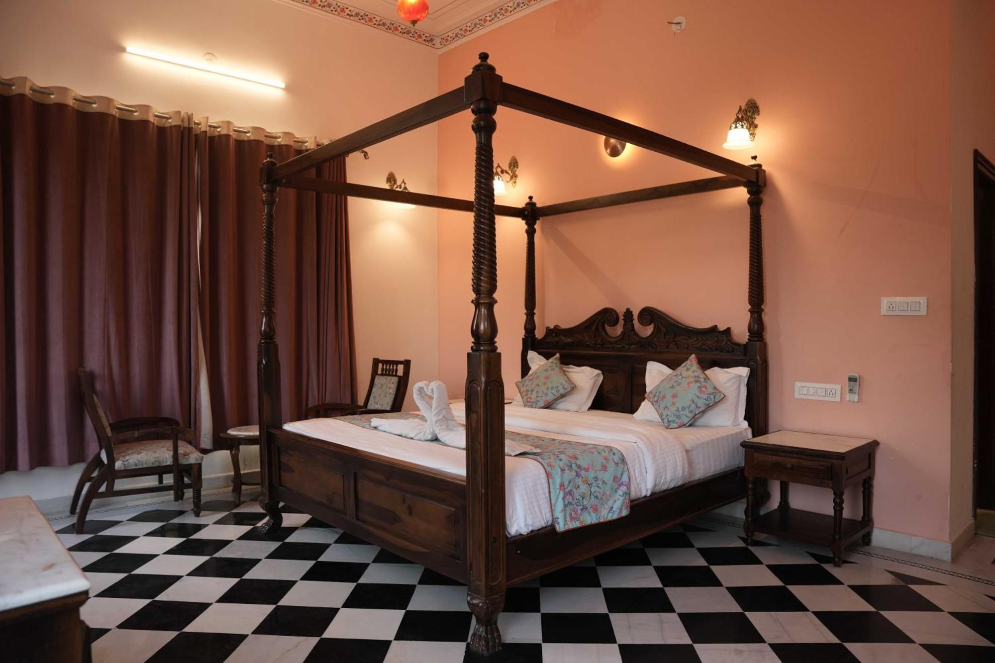 Hotel Karohi Villa Udaipur Buitenkant foto